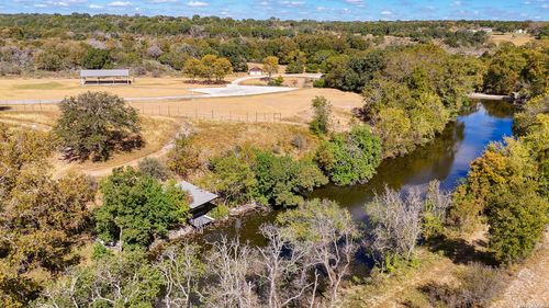 116 Sunrise Dr, Boerne, TX, 78006-7896 | Card Image