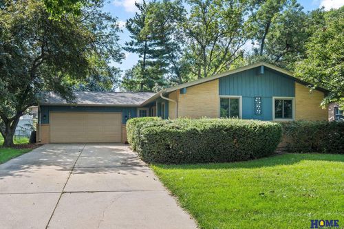 1608 Devoe Dr, Lincoln, NE, 68506-1828 | Card Image