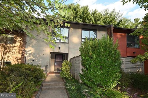 11768 Indian Ridge Rd, RESTON, VA, 20191-3525 | Card Image