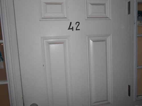 unit-42b-50 Greenhouse Rd, Bridgeport, CT, 06606-2156 | Card Image