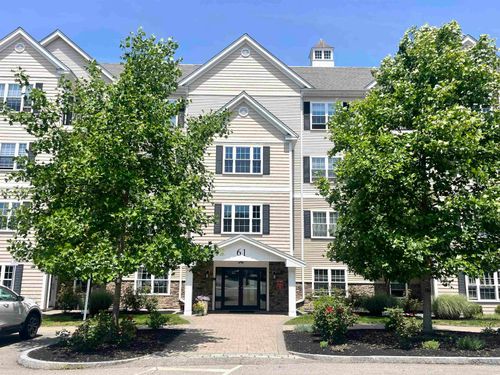 unit-107-61 Acadia Ln, Exeter, NH, 03833-4929 | Card Image