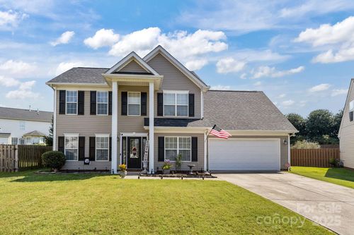 2113 Foster Ct, Indian Trail, NC, 28079-3689 | Card Image