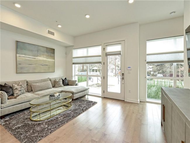 UNIT-2 - 2003 Wilson St, Condo with 3 bedrooms, 4 bathrooms and 2 parking in Austin TX | Image 4