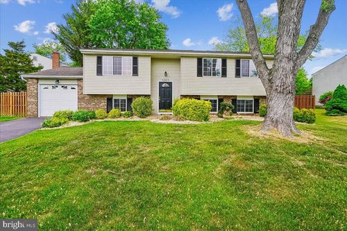 4407 Vantage Ct, ALEXANDRIA, VA, 22306-1238 | Card Image