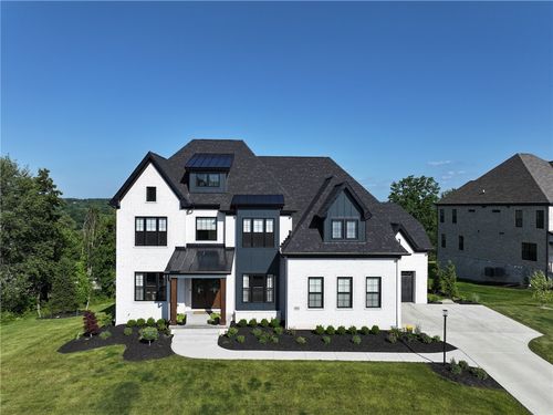 2004 Caymus Ct, Baden, PA, 15005-2512 | Card Image