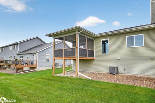 1113 Loren Drive, Cedar Falls, IA, 50613 | Card Image