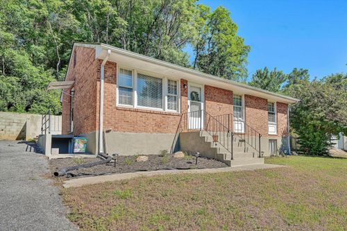 4656 Trevino Cir Ne, Roanoke, VA, 24019-5633 | Card Image