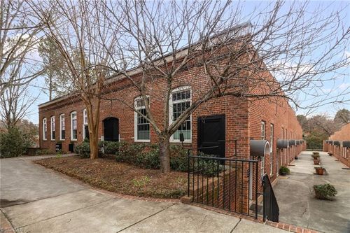220 Tar Branch Ct, Winston Salem, NC, 27101-3359 | Card Image