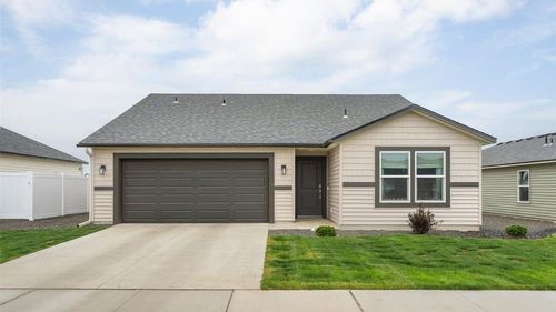 913 E K St, Deer Park, WA, 99006 | Card Image