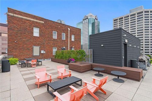 apt-7a-21 W 10th St, Kansas City, MO, 64105-1899 | Card Image