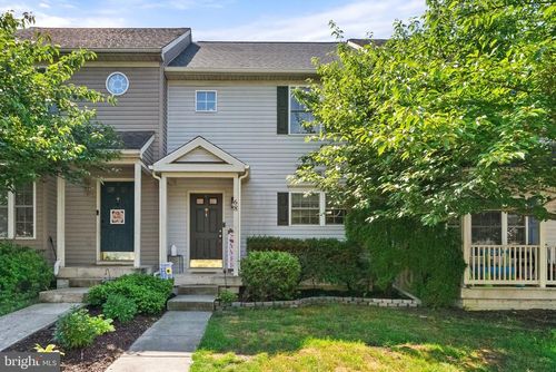 68 Mabel Ln, MARTINSBURG, WV, 25404-7747 | Card Image