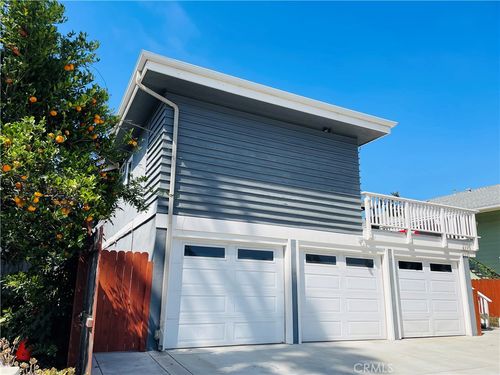 2773 Bayshore Ave, Ventura, CA, 93001-4129 | Card Image