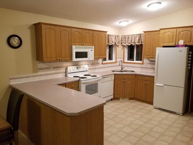 8401 94 Street, House other with 2 bedrooms, 2 bathrooms and 4 parking in Peace River AB | Image 8