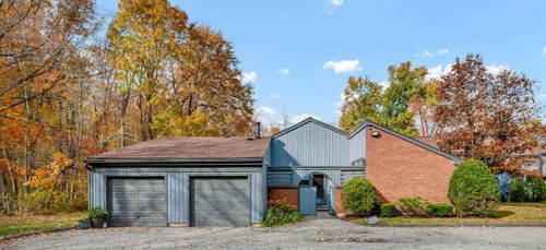 7-7 Hearthstone Dr, Brookfield, CT, 06804-3003 | Card Image