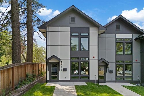 2007 W 9th Ave, Spokane, WA, 99204-4348 | Card Image