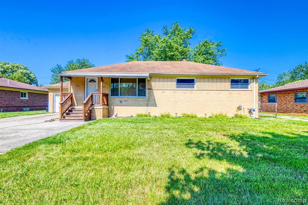 Curie Ave, Warren, MI 48091 #1