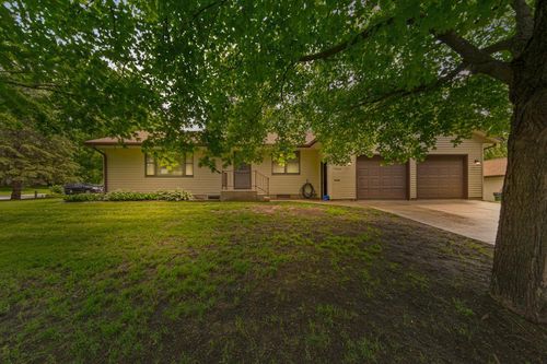 1024 4th Ave Se, Waseca, MN, 56093-3812 | Card Image