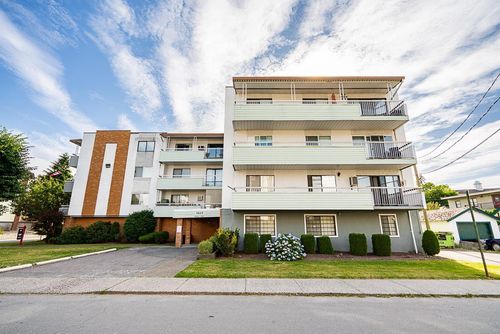 106-9425 Nowell Street, Chilliwack, BC, V2P4X8 | Card Image