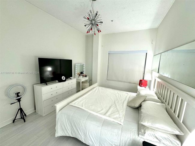 L42S - 1500 Bay Rd, Condo with 1 bedrooms, 1 bathrooms and null parking in Miami Beach FL | Image 16