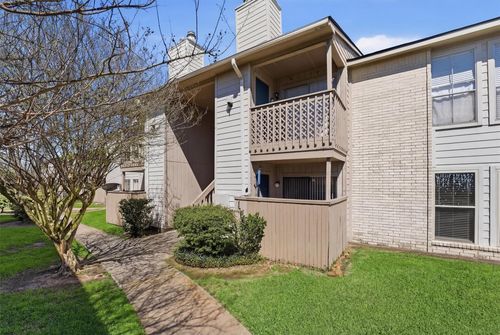 apt-227-3919 Fairmont Pkwy, Pasadena, TX, 77504-3063 | Card Image