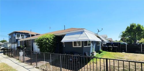  Carmelita Avenue, Maywood, CA, 90270 | Card Image