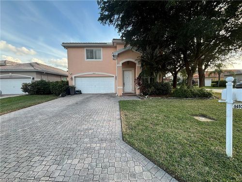 9450 Silver Pine Loop, FORT MYERS, FL, 33967-5151 | Card Image