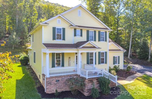 16 Larue Ct, Biltmore Lake, NC, 28715-8969 | Card Image