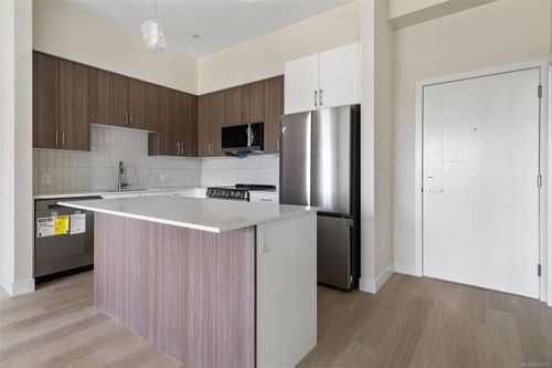 208-777 Station Ave, Victoria, BC, V9B2S1 | Card Image