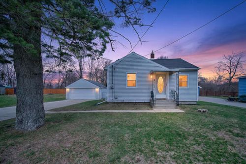 3020 Chippewa Trl, Jackson, MI, 49202-3840 | Card Image