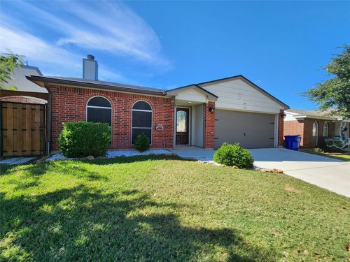 514 Hollyberry Dr, Mansfield, TX, 76063-3641 | Card Image