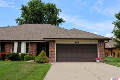 6916 Old Post Pl, Lincoln, NE, 68506-2870 | Card Image