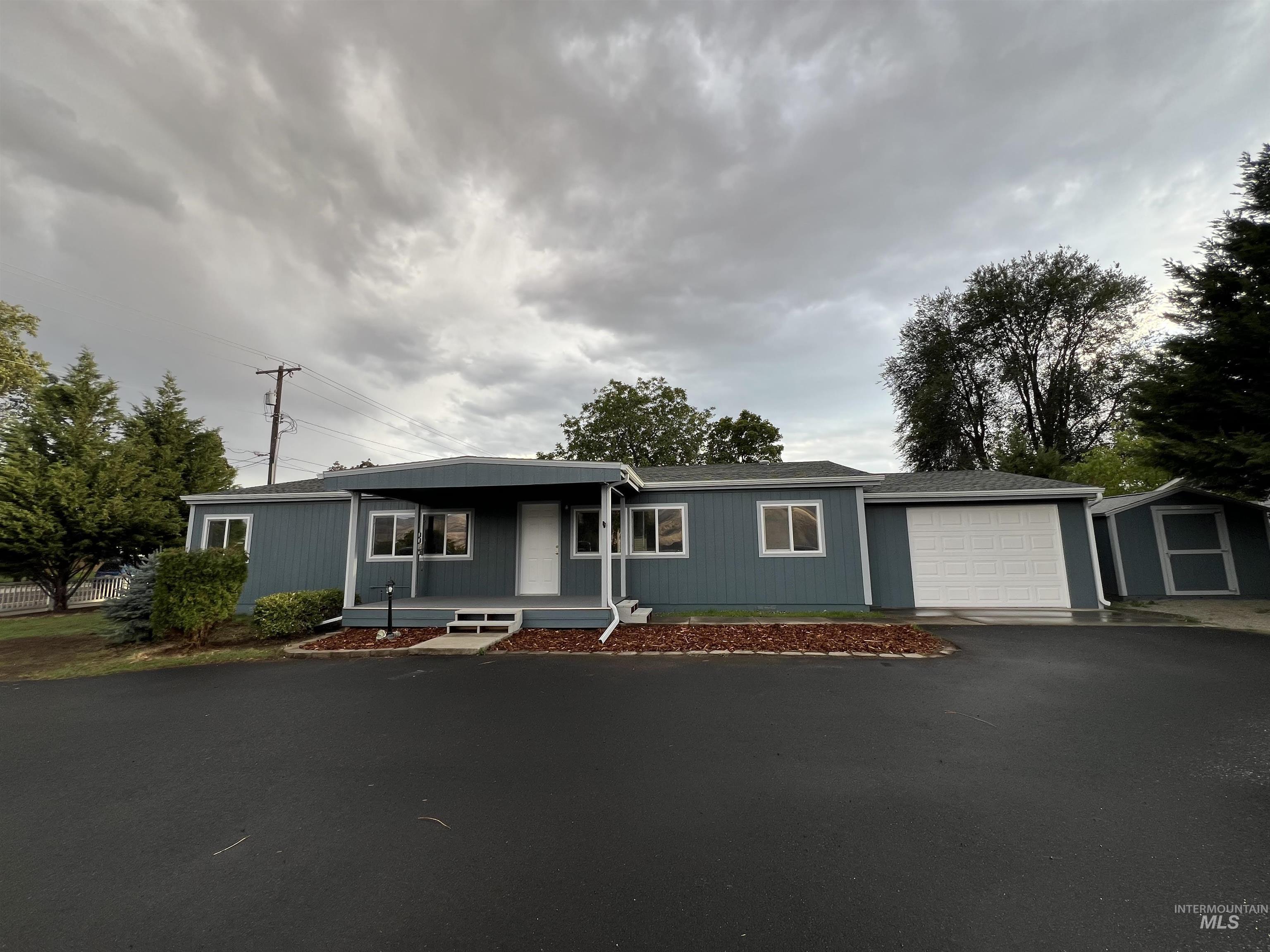15th St, Clarkston, WA 99403