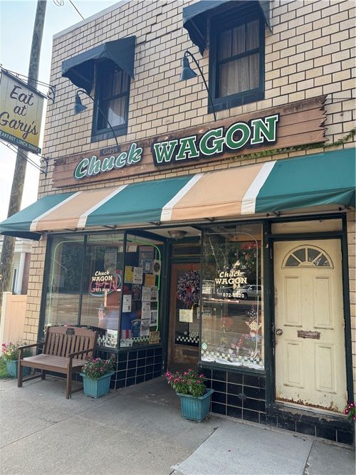109 S 2nd St, West Newton, PA, 15089-1357 | Card Image