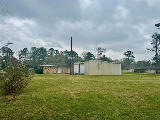 Side View of Property | Image 5