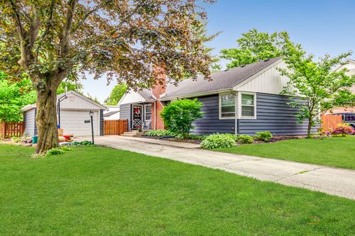 213 N Emerson St, Mount Prospect, IL, 60056-2509 | Card Image