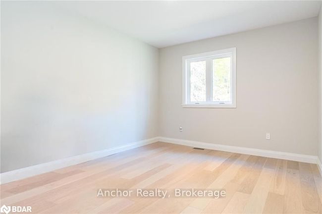 1250 Old Parry Sound Rd, House other with 3 bedrooms, 3 bathrooms and 25 parking in Utterson ON | Image 20