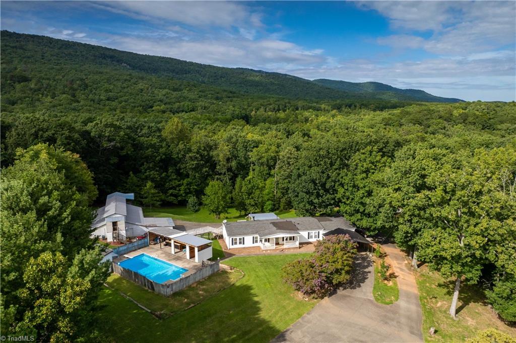 Overby Rd, Walnut Cove, NC 27052