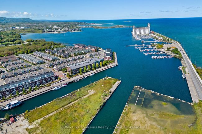 6 Collship Lane, Condo with 2 bedrooms, 3 bathrooms and 2 parking in Collingwood ON | Image 27