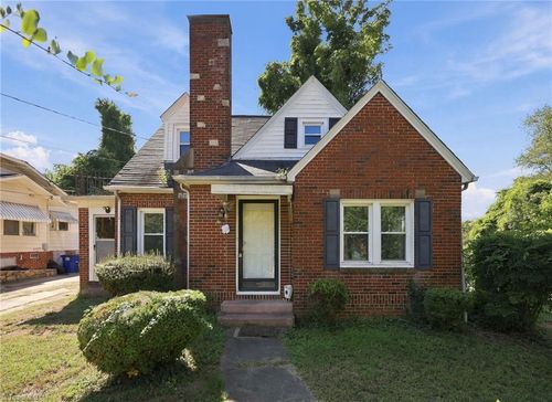 422 W 25th Street, Winston Salem, NC, 27105 | Card Image