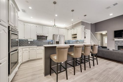 17060 Upper Bay Rd, Addison, TX, 75001-5044 | Card Image
