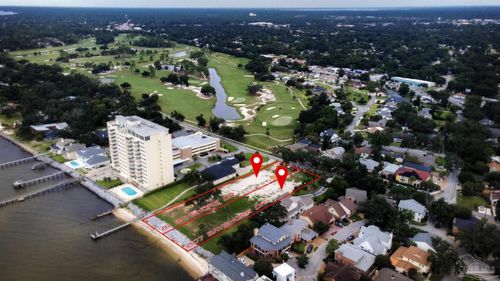 807 Bayshore Dr, Pensacola, FL, 32507-3403 | Card Image
