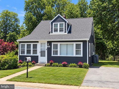 1628 Cherry St, Upper Chichester, PA, 19061-3010 | Card Image