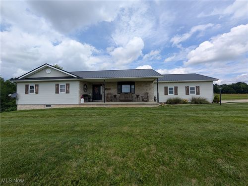 3439 Rough And Ready Rd, New Concord, OH, 43762-9533 | Card Image