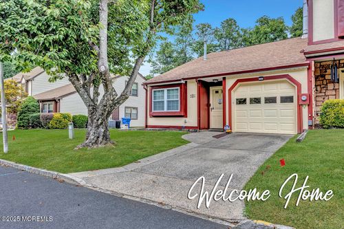 12 Lisa Ct, Matawan, NJ, 07747-9653 | Card Image