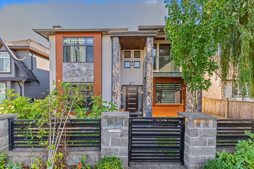 1806 Tenth Ave, New Westminster, BC, V3M3J5 | Card Image