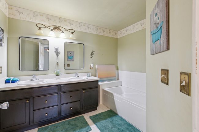 3837 Sugarbush Dr, House other with 4 bedrooms, 4 bathrooms and null parking in Howell MI | Image 30