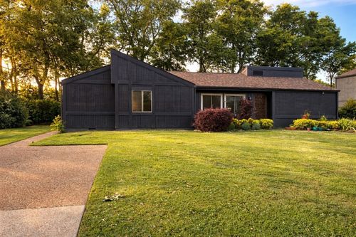 510 Doral Country Dr, Nashville, TN, 37221-2606 | Card Image