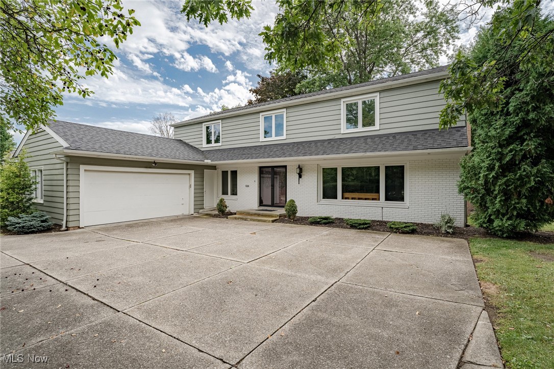 Shaker Blvd, Shaker Heights, OH 44122
