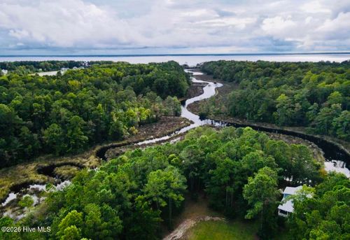 1049 Mill Creek Dr, Minnesott Beach, NC, 28510-4604 | Card Image