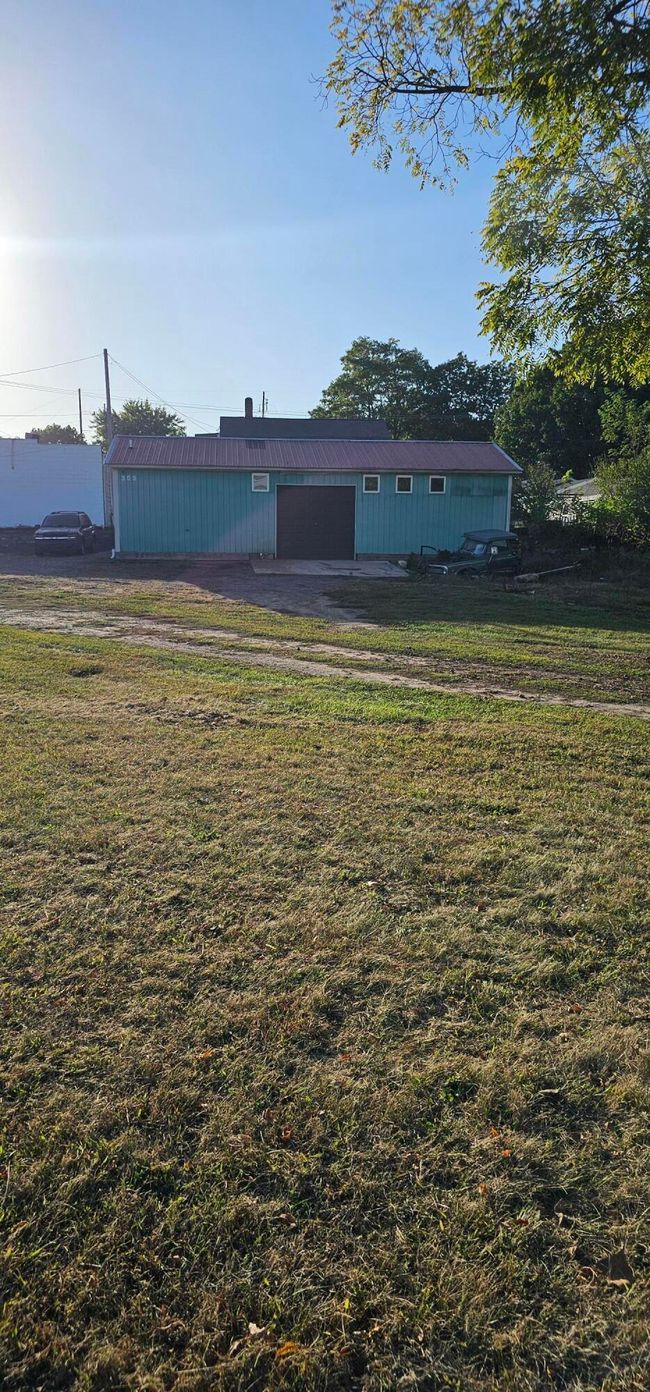 305 E Michigan Ave, Home with 0 bedrooms, 1 bathrooms and null parking in Augusta MI | Image 15